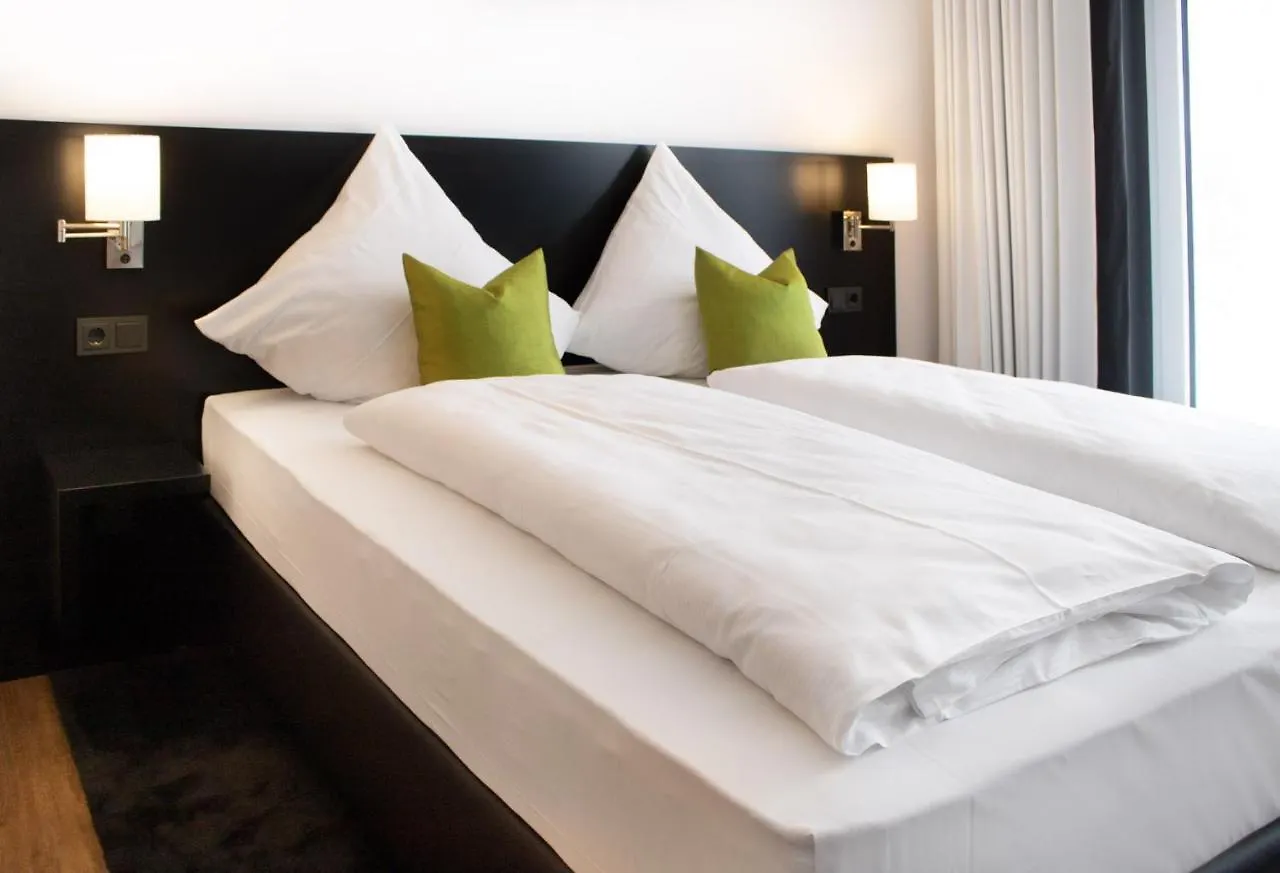 Rnk Hotel By Wmm Hotels Bruhl  Duitsland
